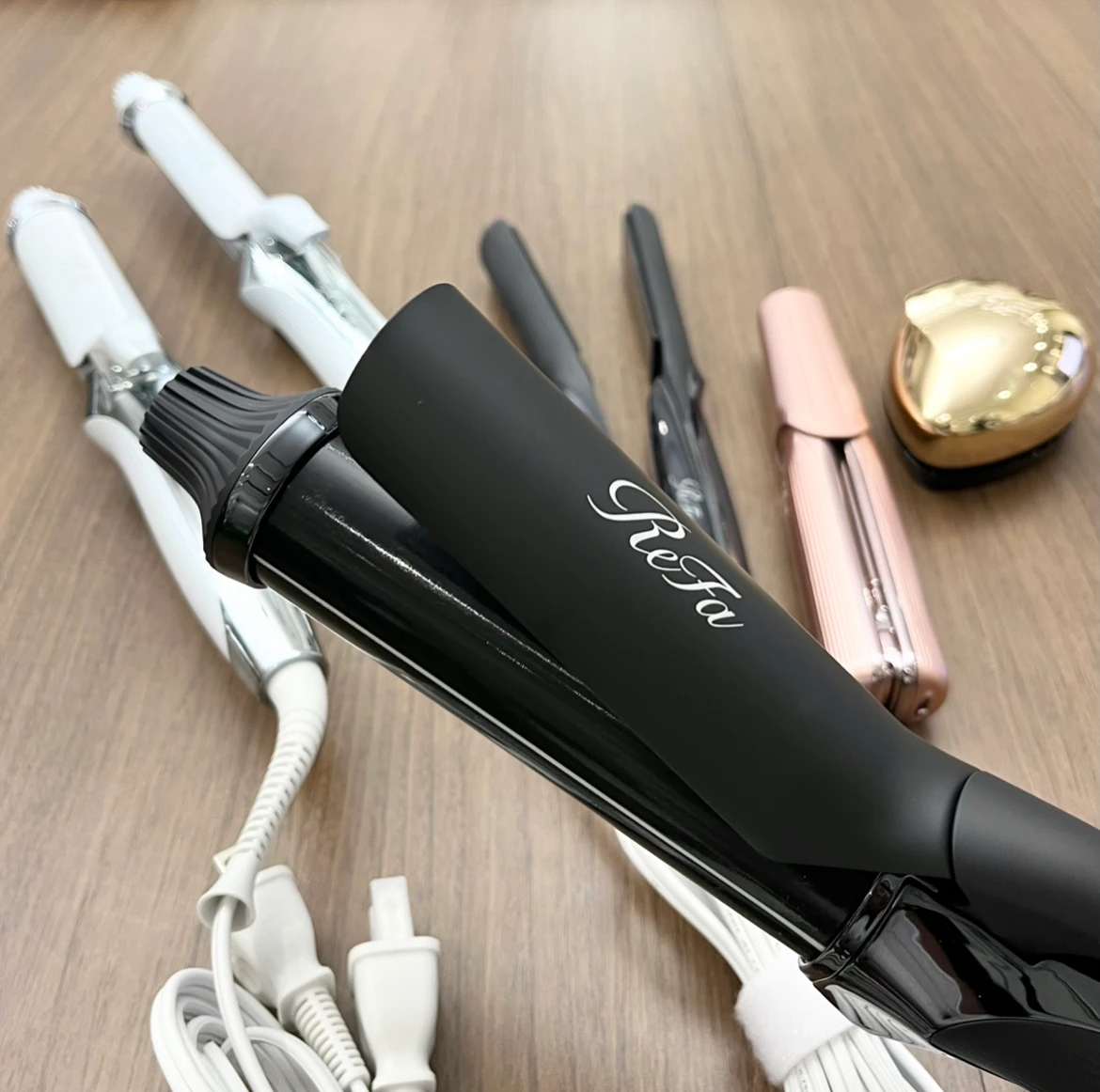 【マキアサロン×ReFa】ヘアアイロンの新製品リファカールアイロン プロにワクワク! ReFa加藤さんとMAQUIA伊藤編集長の対談に心震える素敵な夜のレポートです!_3