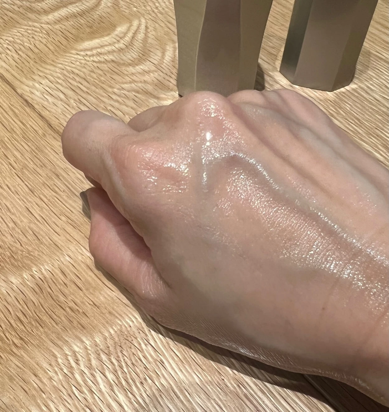 お肌のバリア機能を強化!iniks(イニクス)の新美容液_3