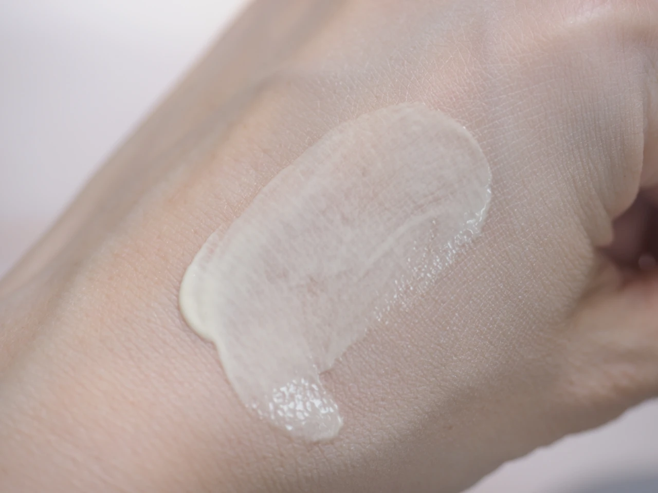 【UVケア】いつものスキンケアに＋1！カバーマーク トリートメント デイ クリームでハリケアしながら日焼け対策！_3_2