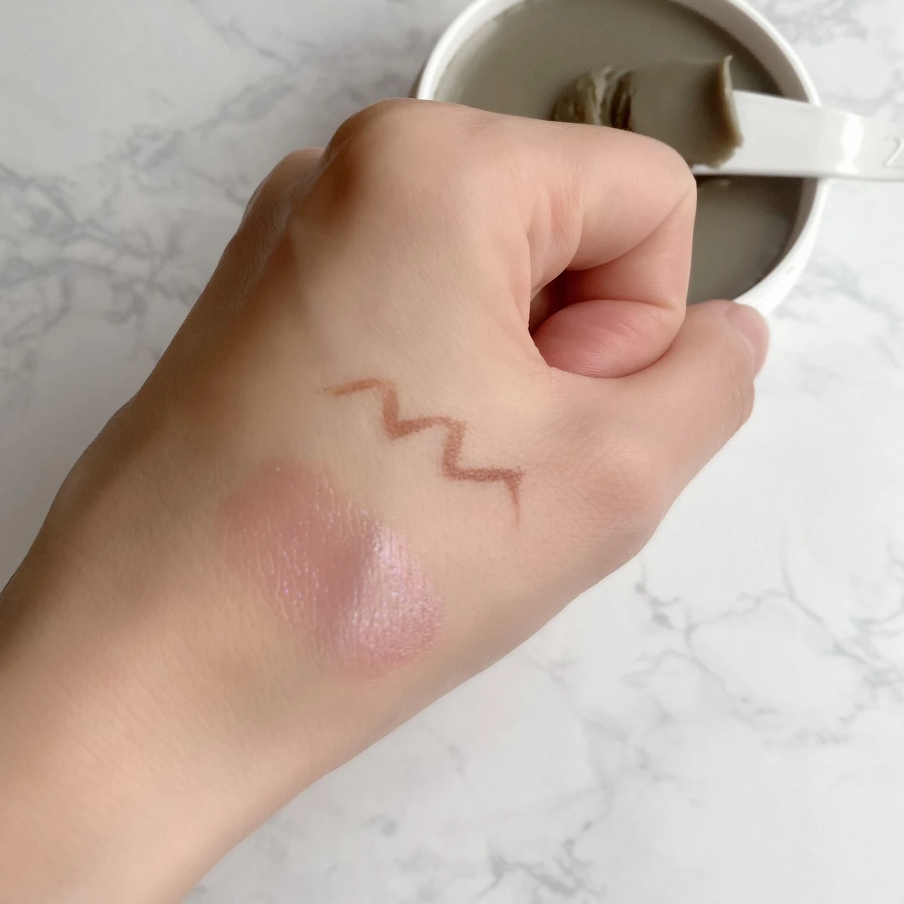 手 メイク クレンジング 洗顔