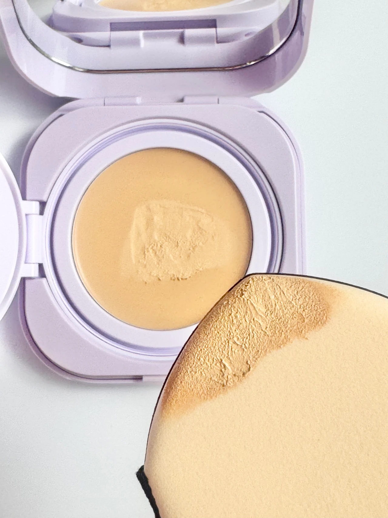 メイベリン　クリームファンデ　生チョコ