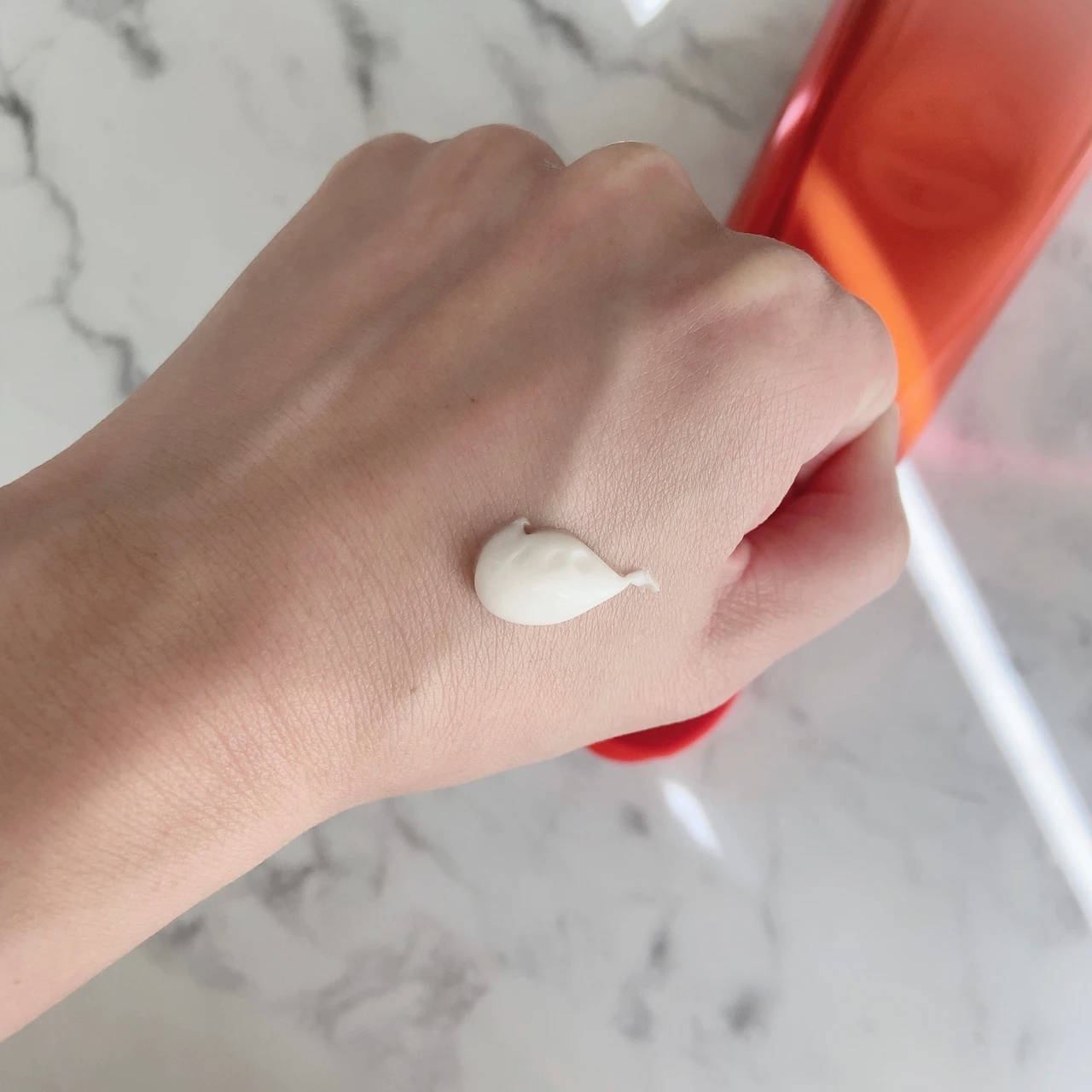 【ボディにも顔レベルの美容液を投入🆕】ハリ肌ボディに導く新アイテム✨est「インテンシブ ボディセラム」_2_2