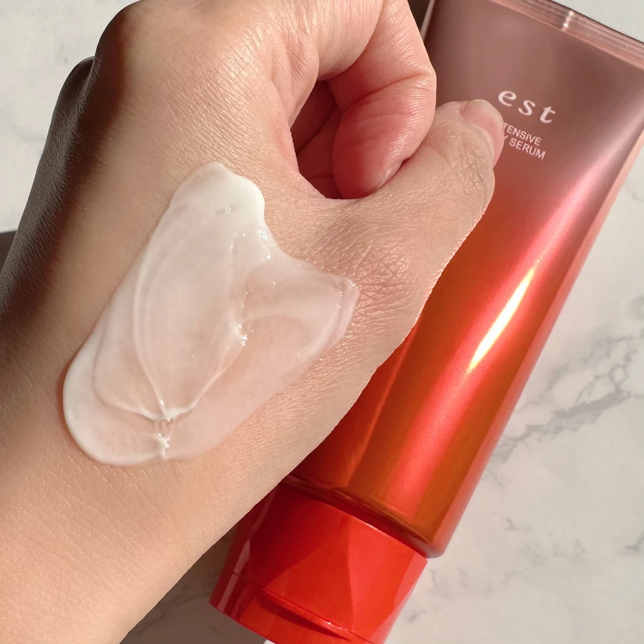 【2/10発売】エスト先進のテクノロジーで顔レベルのスキンケア技術を身体にも【ボディ用美容液】_2_2