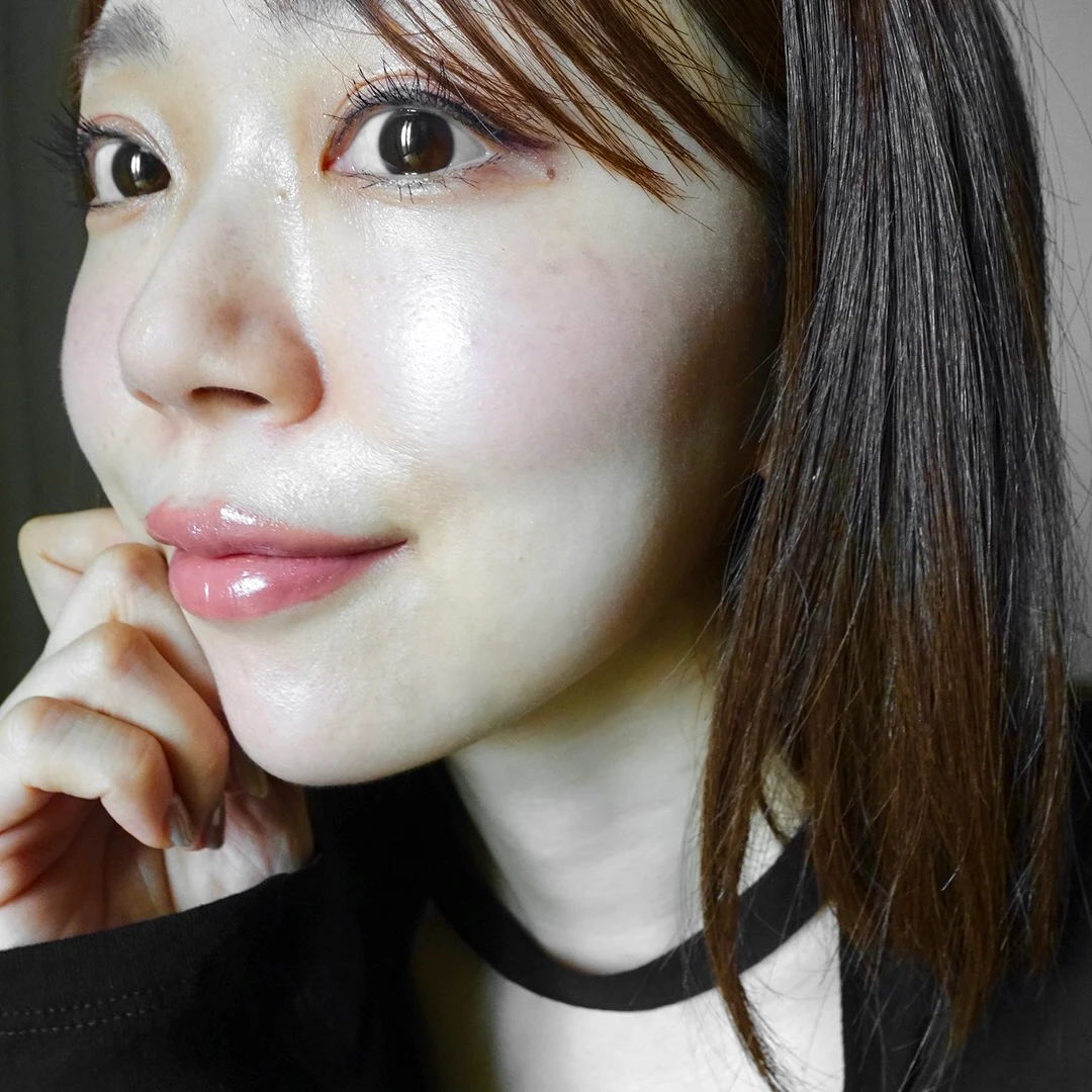 inoui（インウイ）のベースメイクアイテム3点を使ったメイクの仕上がり写真