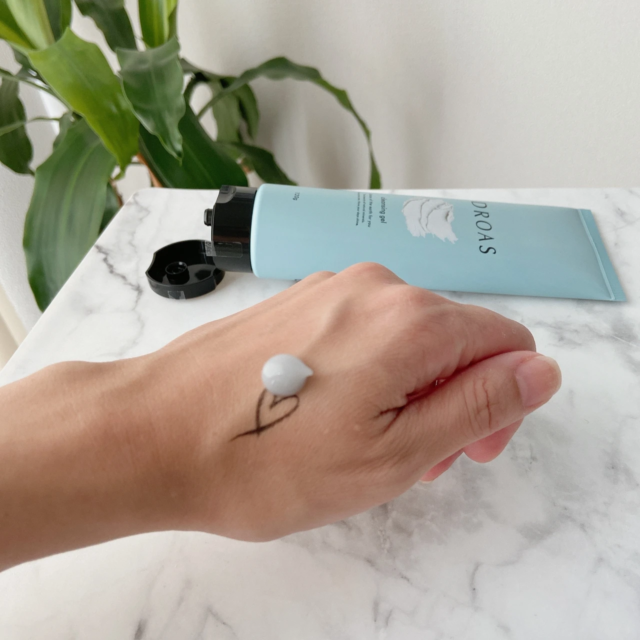 【泥の力を再認識👀】しっかり落とすのに、洗い上がりはしっとり💆‍♀️✨ドロアス「クレイクレンジングジェル」「クレイクリアウォッシュ」🫧_2_2