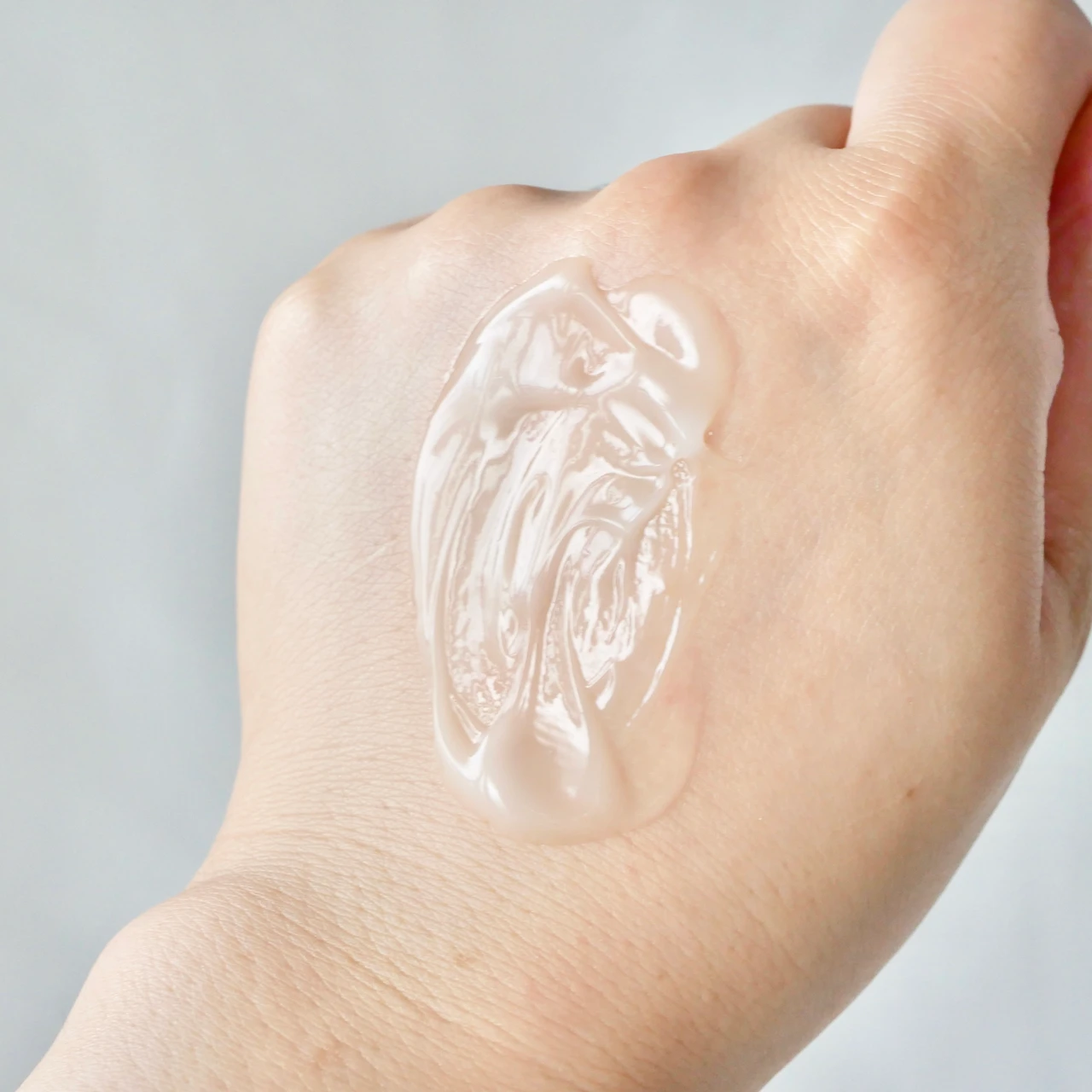 カナデル プレミアリフト オールインワンジェル テクスチャー