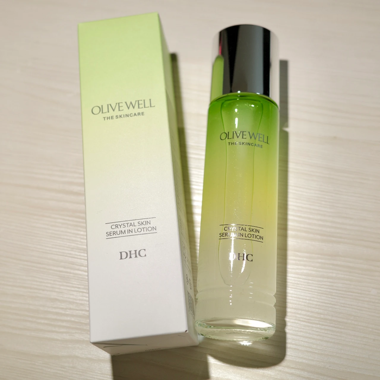 化粧水と美容液、2つの役割を1本で叶えてくれる「セラムインローション」✨_1