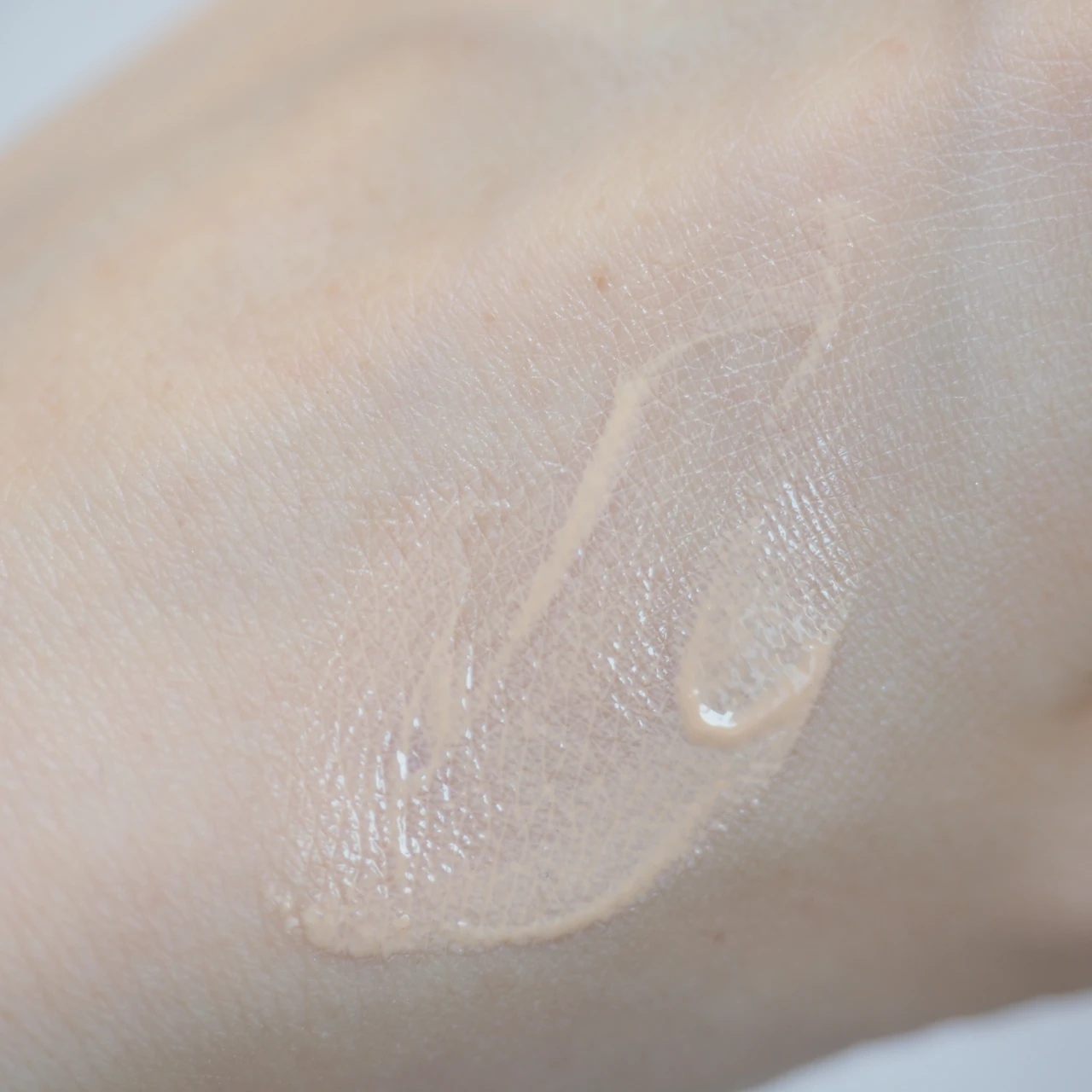 「焼きたくない！崩したくない！」暑い日メイクの味方【プリマヴィスタ スキンプロテクトベース<皮脂くずれ防止> SPF50】を使ってみました！_2_2