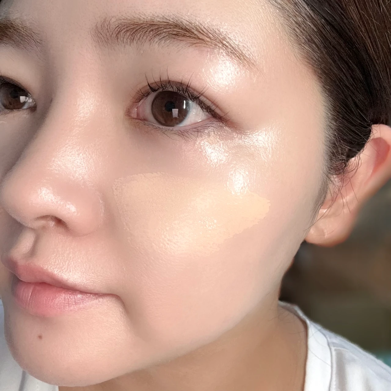 インウイ INOUI リキッドファンデーション テクスチャー 仕上がり