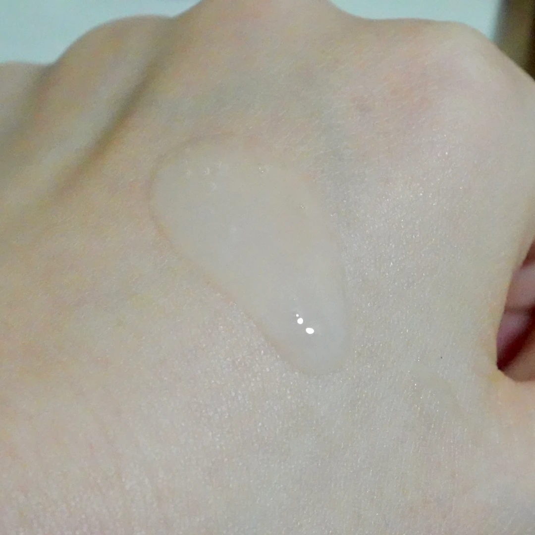 エイジングケアや美白どちらも気になる方に!エリクシール シュペリエルの「ザ セラム aa」_2