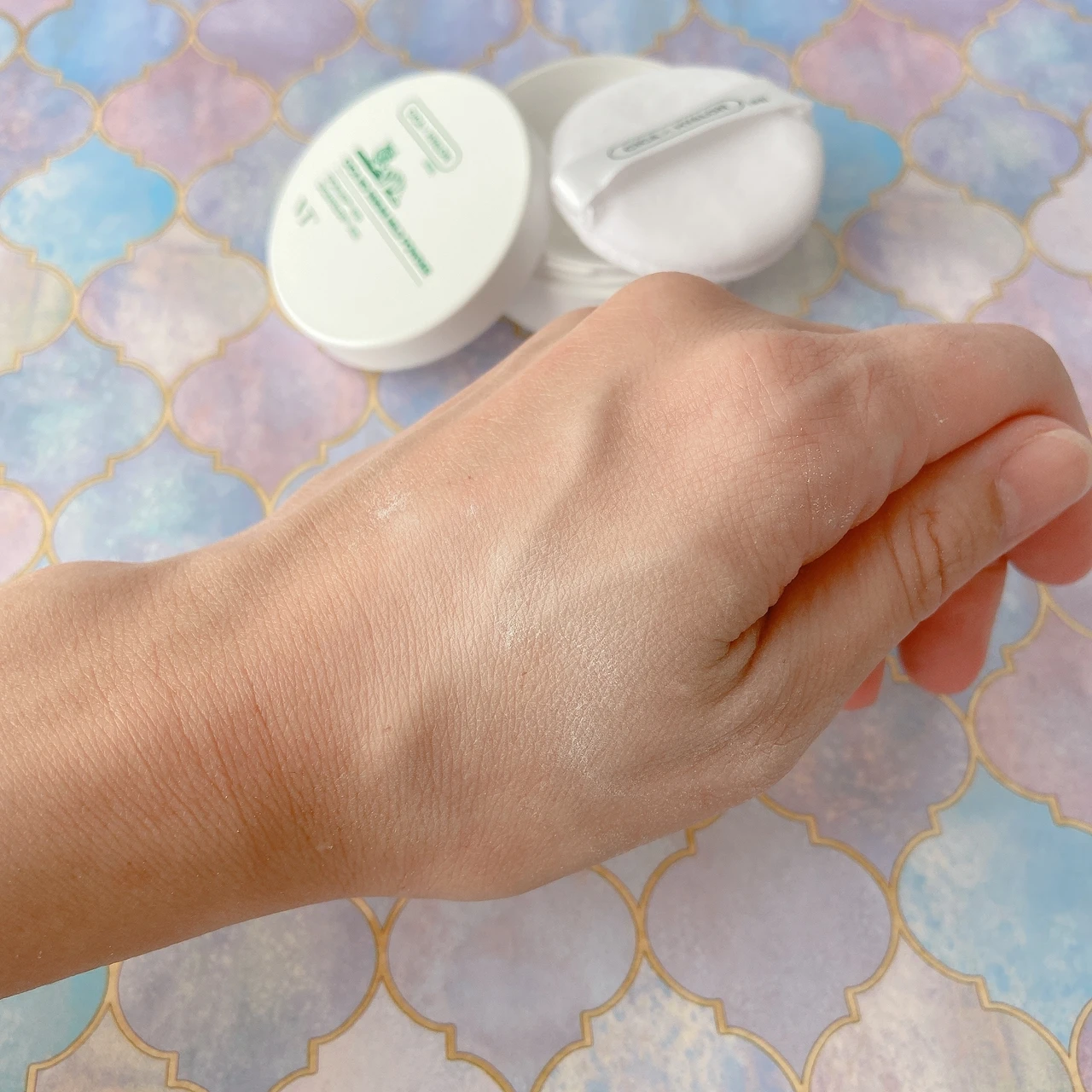 【いつだってお肌さらさら✨】プチプラ・コンパクトなのにすごい！マスクの下の必需品😷💕VT コスメティックス「VT CICA ノーセバム マイルドパウダー」_2_2