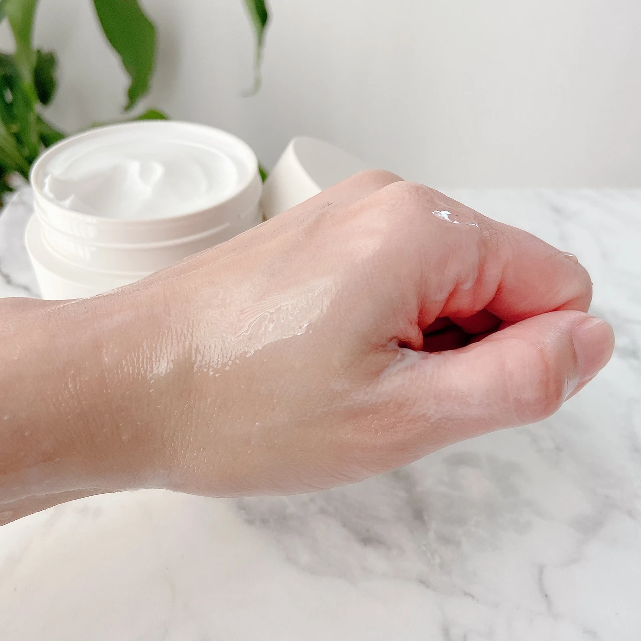 【７秒ハンドプレスで自分の肌と向き合う✋💆‍♀️】room S「101 スキンイノセンサ」🫧_2_3