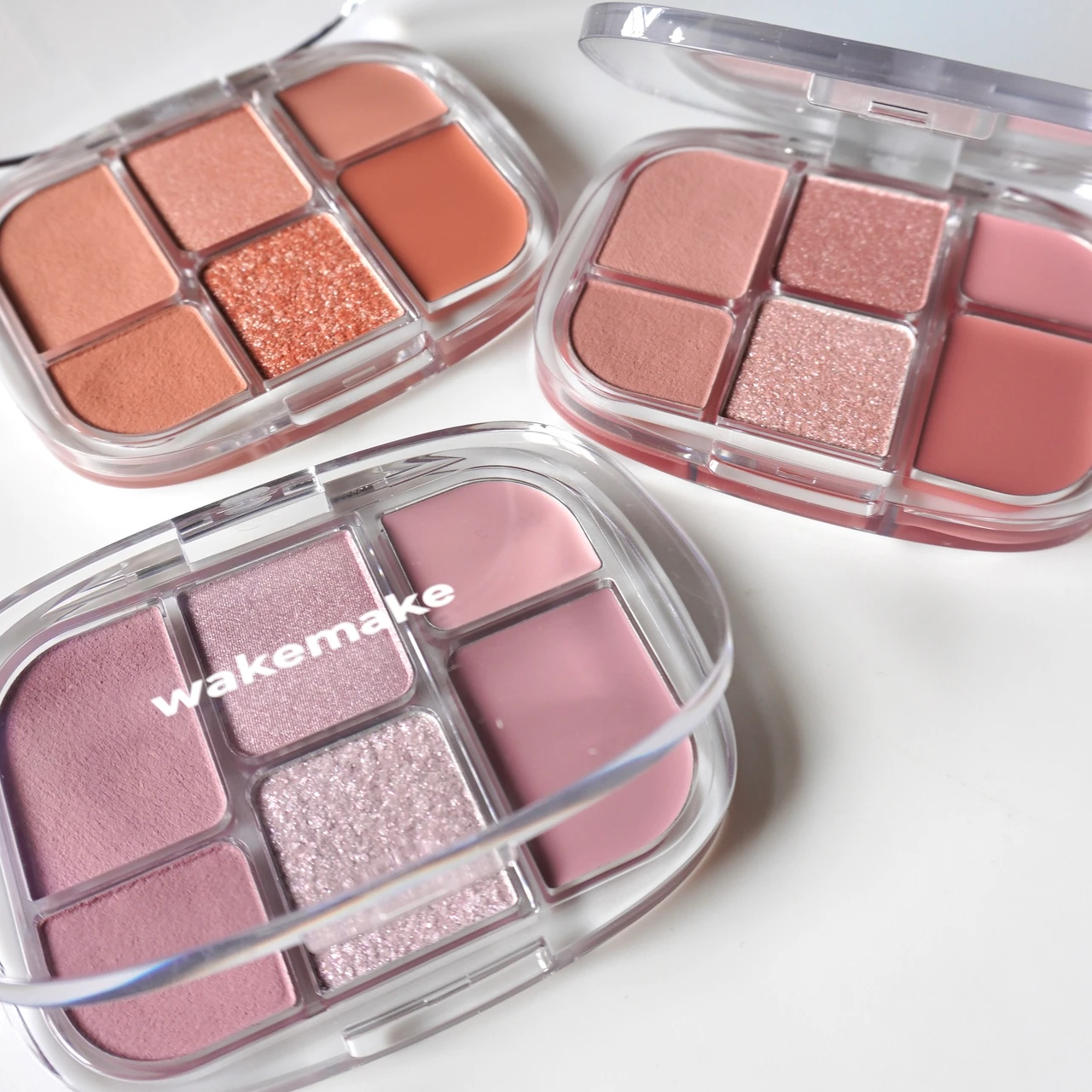 wakemake ウェイクメイク 韓国コスメ ソフトシアーマルチパレット3色比較紹介