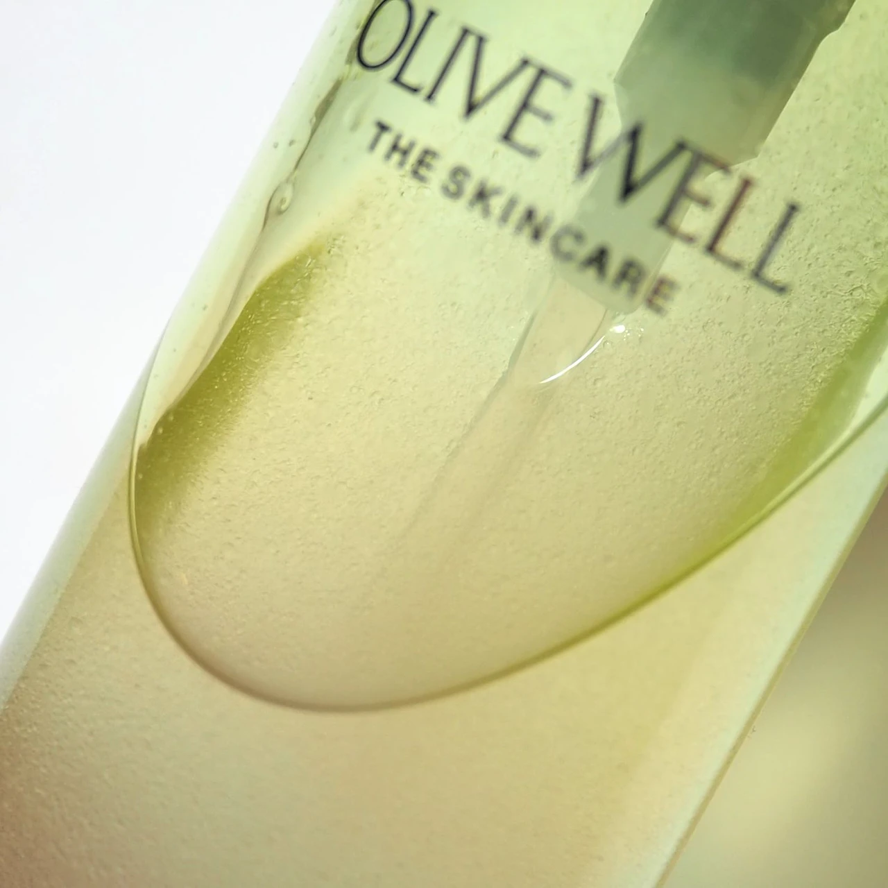 「DHC クリスタルスキン 美容液 ローション」のテクスチャー