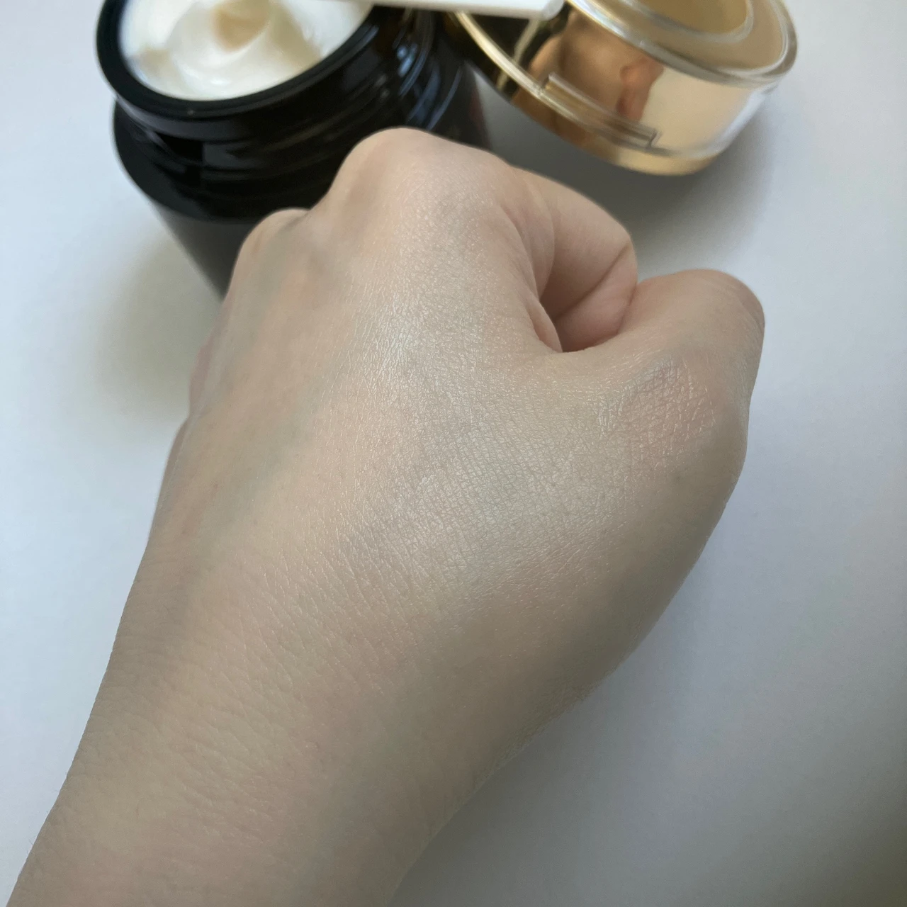 【ゆるみ悩みに】オバジから登場！張力に注目した、ハリ肌へ導く濃厚クリーム_5_3