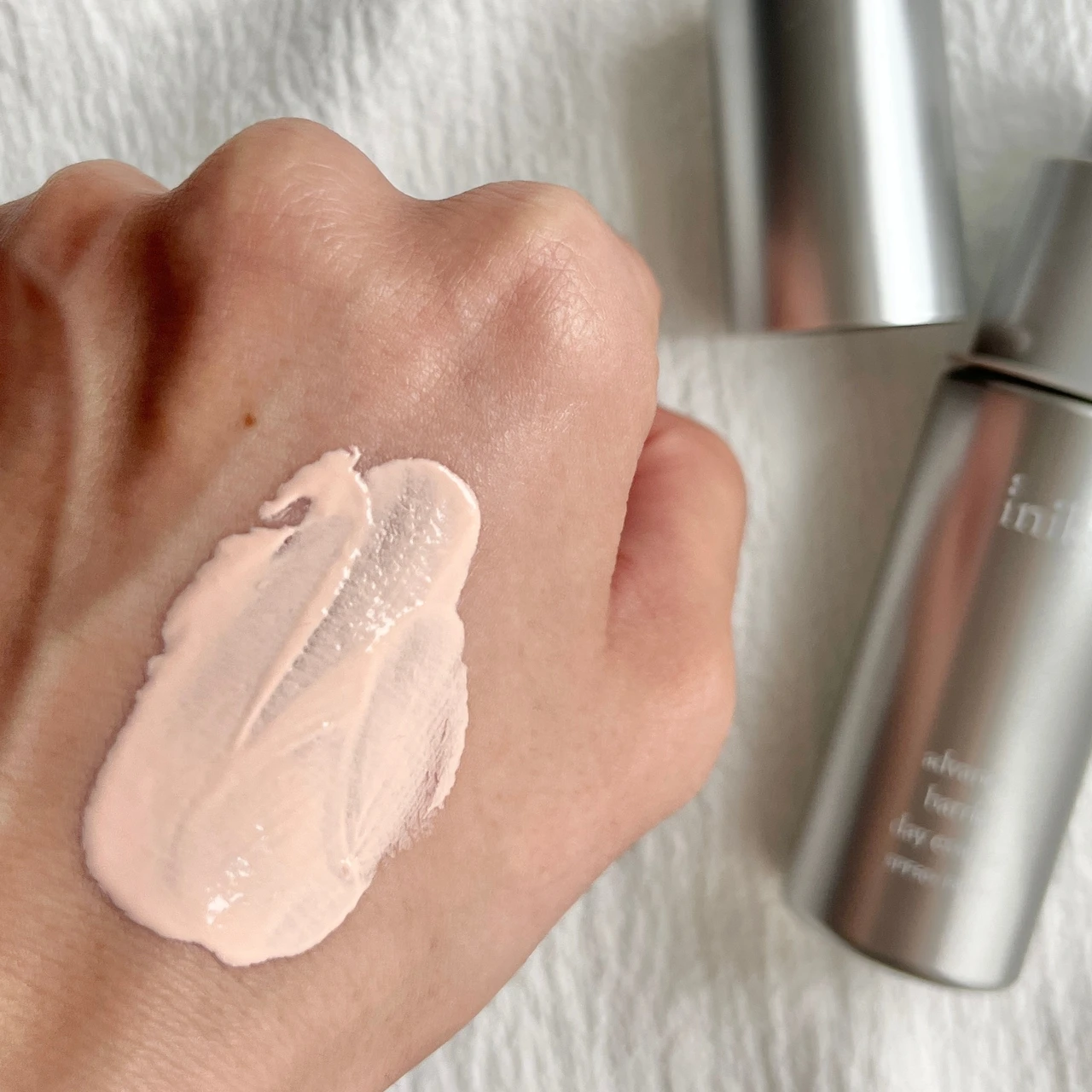 【iniks(イニクス)】大人の敏感肌を守ってくれる日焼け止め美容液が3月15日に誕生！_3_2