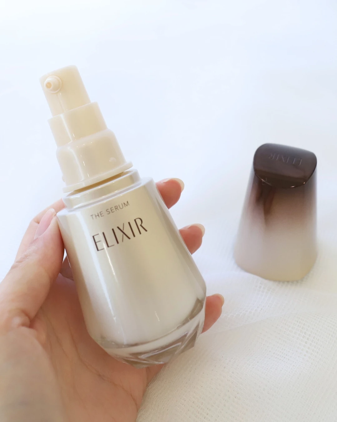 資生堂　エリクシール ザ セラム aa