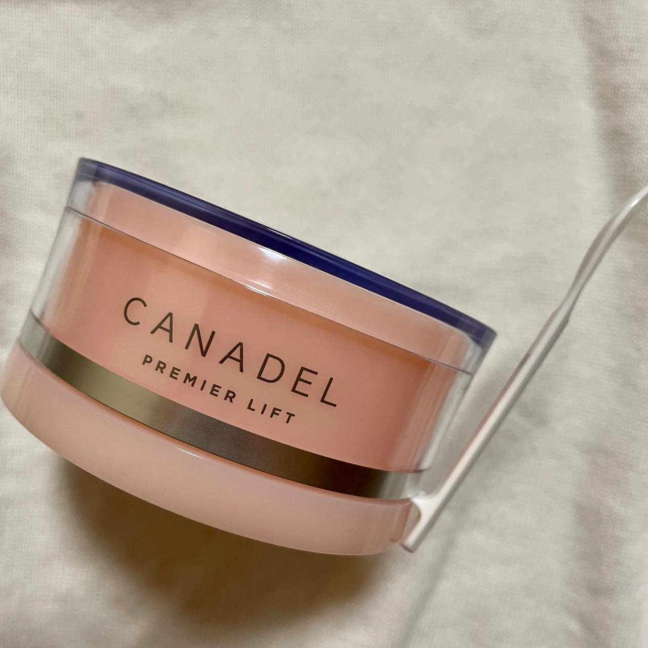 「ちゅるん」パッケージで「ぷるん」肌♡高満足度オールインワンジェル【カナデル】_4