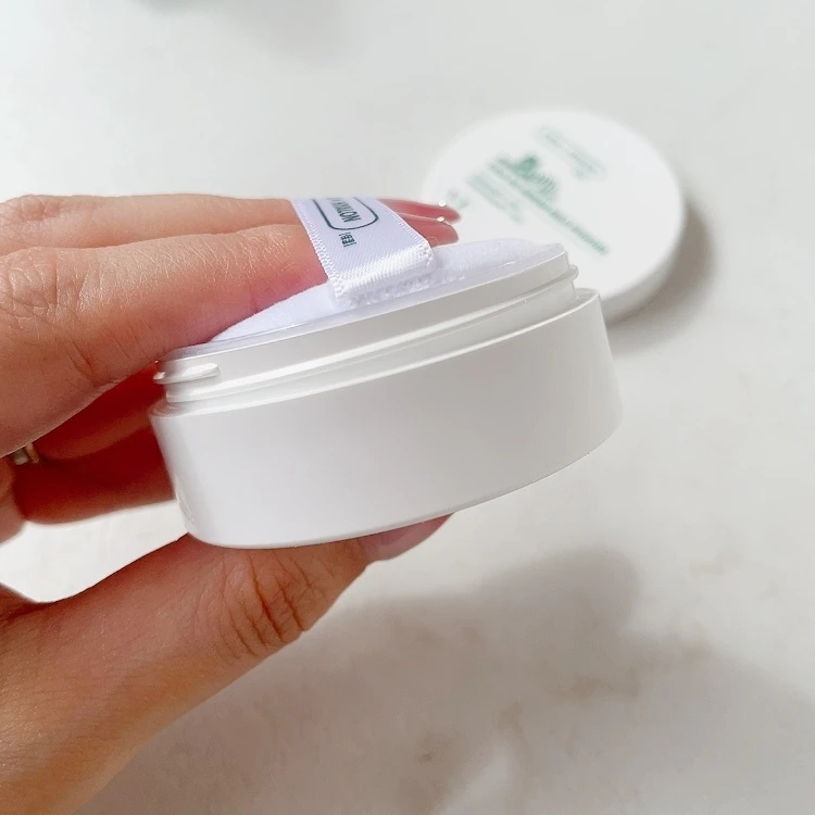 【韓国コスメ】VT CICA ノーセバム マイルドパウダー　オイリー肌＆敏感肌＆メンズ肌などすべての肌タイプ使用OK！髪やボディにも使える万能パウダーに注目！_1_3