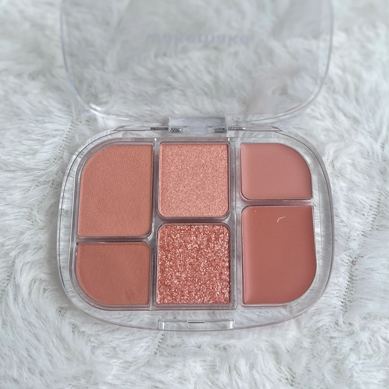 【WAKEMAKE】ソフトシアーマルチパレットが新発売！誰でも簡単に今っぽこなれ感を演出♡_3