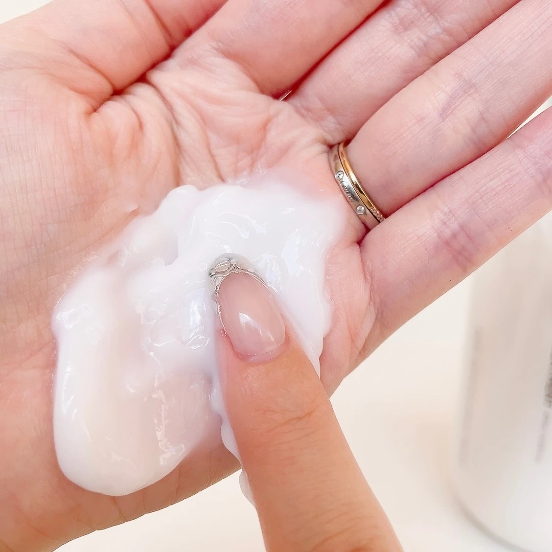 乾燥対策はこれ一択！「エイトザタラソ モイスト」で潤い満点の髪を手に入れよう_3_2