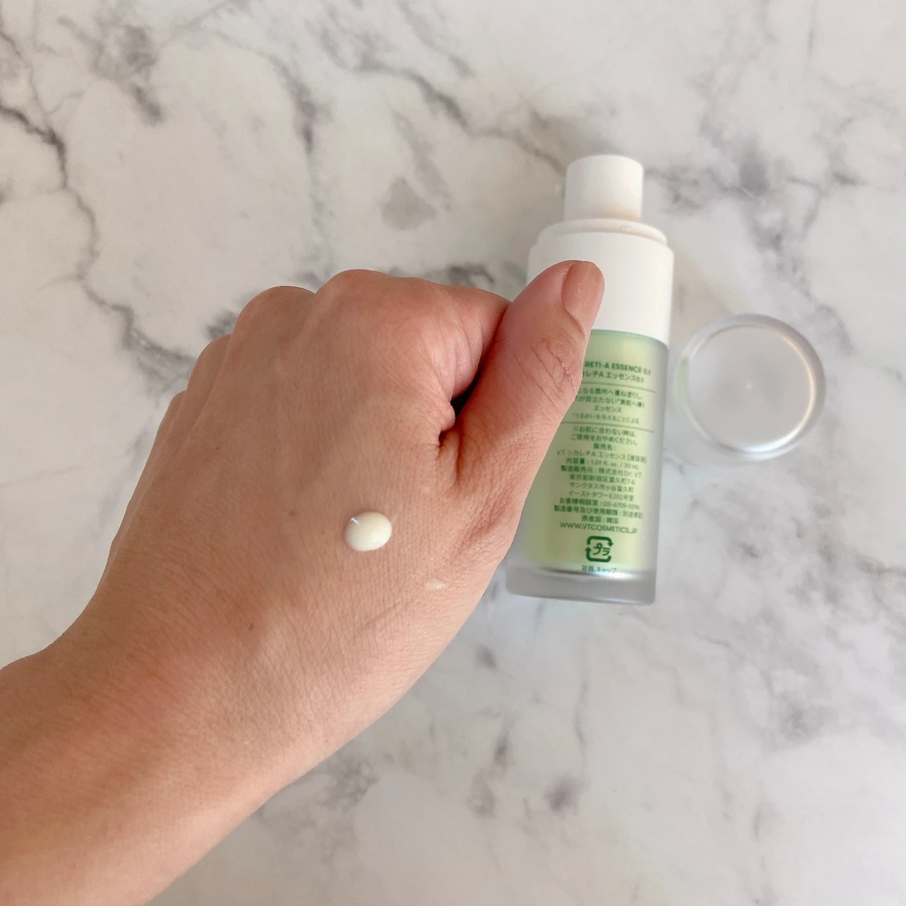 【レチノール初心者さんにもオススメ☝️】シカ＋レチノールで毛穴ケア✨２週間使ってみた感想＆レビュー💁‍♀️VT COSMETICS「シカレチA エッセンス0.1」🌿_2_1