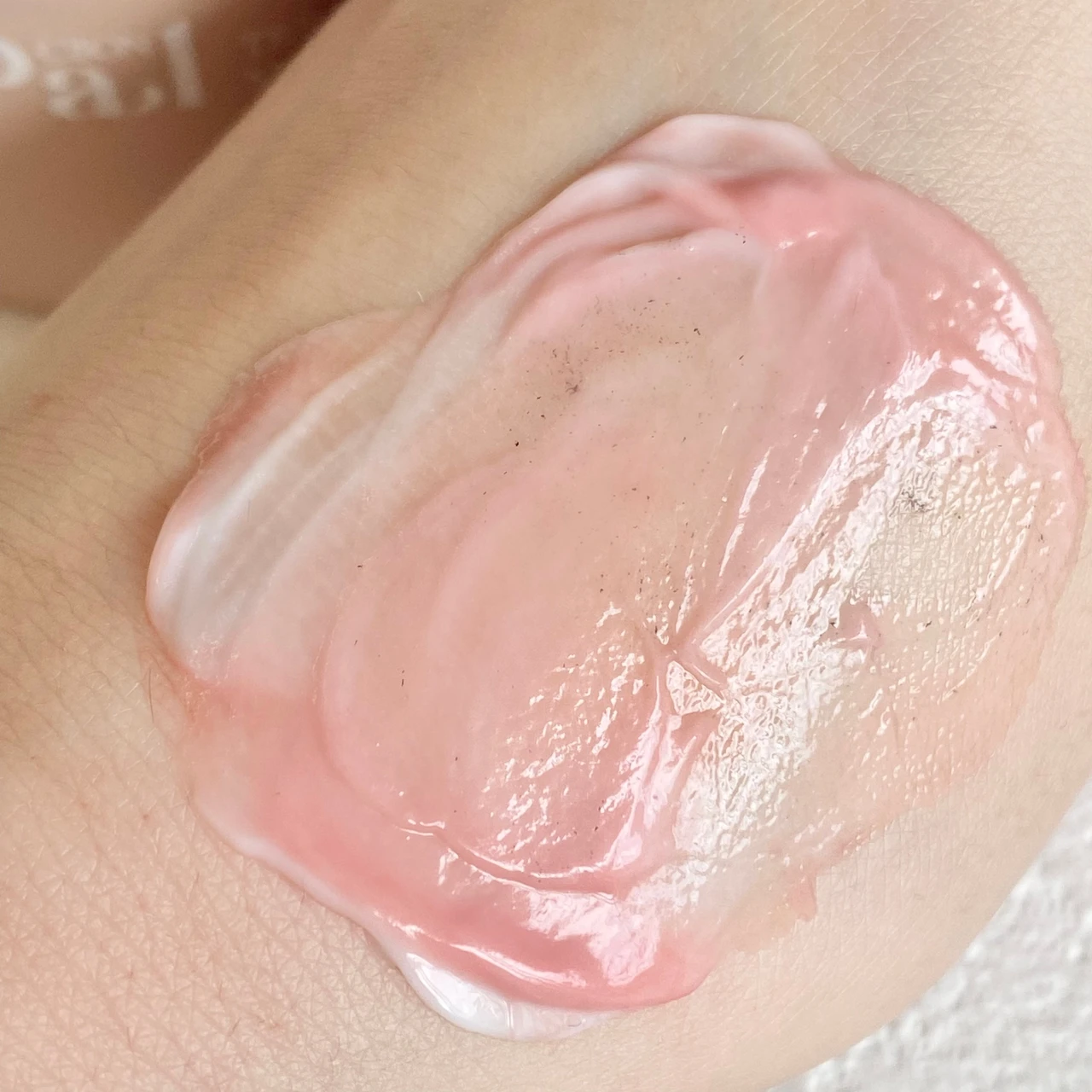 長年の技術を詰め込んだ【C'BON Pal(シーボンパル)】誕生！贅沢なクレンジング&マッサージクリームでスキンケア時間を格上げ。_4_2