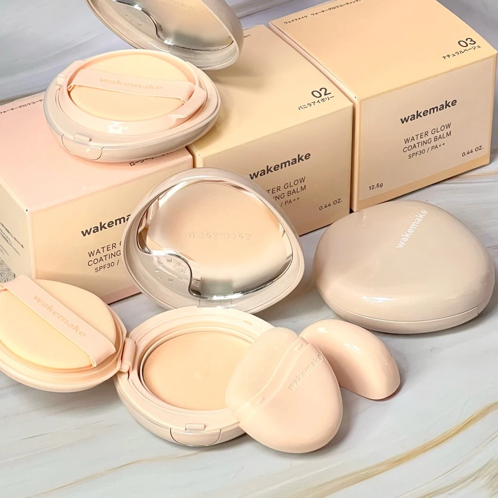 WAKEMAKE（ウェイクメイク）　『ウォーターグロウコーティングバーム』　ファンデーション