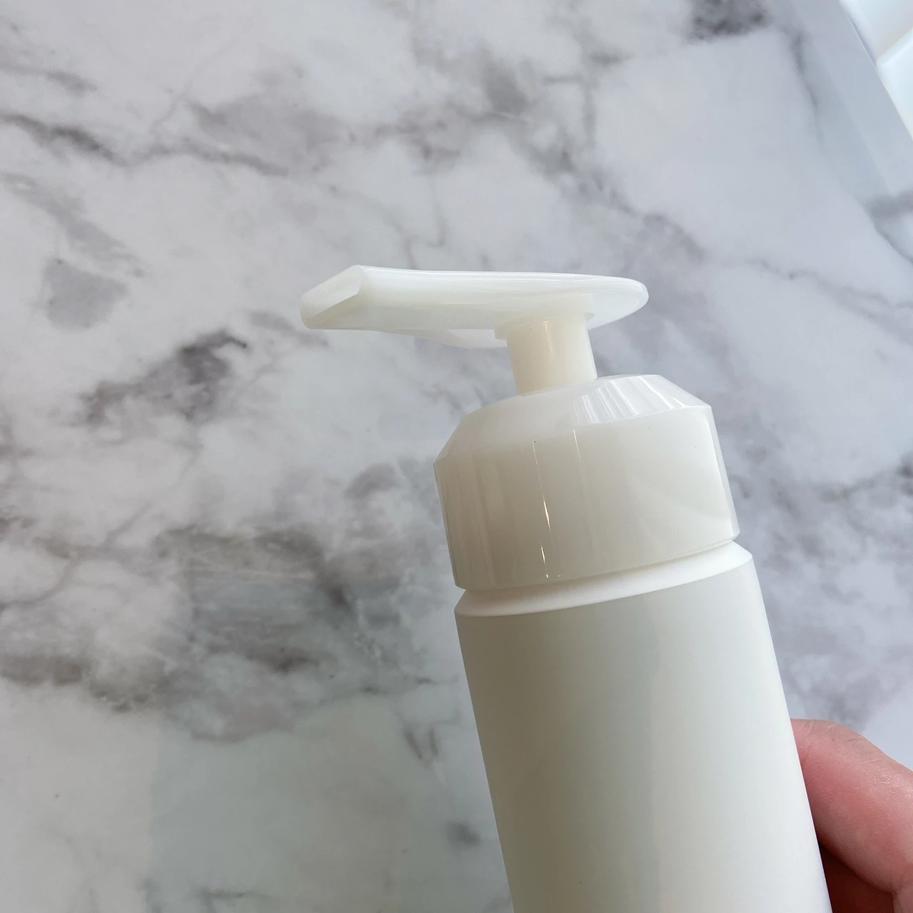 【夏場の過酷な頭皮環境に！！】じゅわ〜っと炭酸泡でリフレッシュ✨ines「アクア チャージ ムース」🫧_2_1