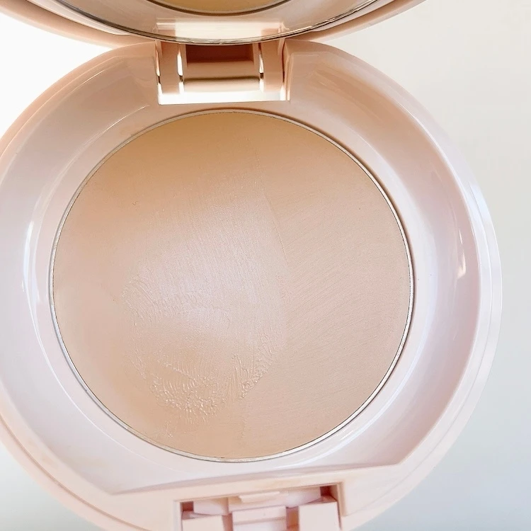 【新発売】プリマヴィスタ デイトリートメントバーム 冬のかさかさ肌に救世主！かさつく肌にもつやがのる！プリマ最新のバーム状美容液ファンデーションをレポ！_1_2