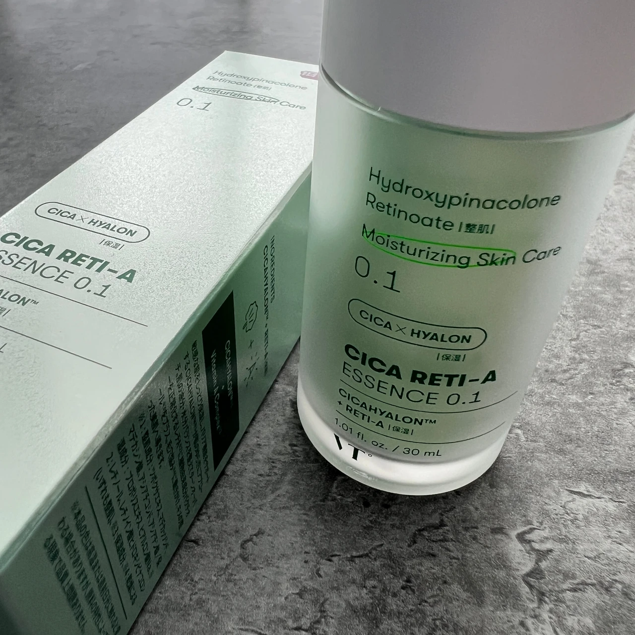 【次世代のシカレチノール】Wアプローチで毛穴レスなキメの整った肌へ!VT COSMETICS シカレチA エッセンス0.1【肌沈静・エイジングケア】_3