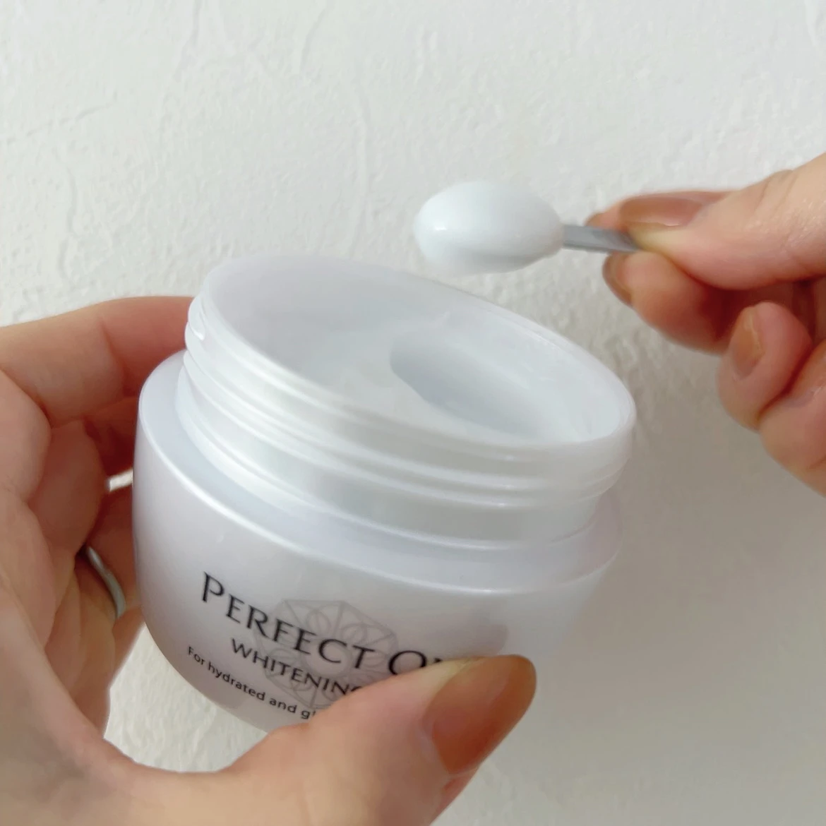 パーフェクトワン 薬用ホワイトニングジェル（医薬部外品）