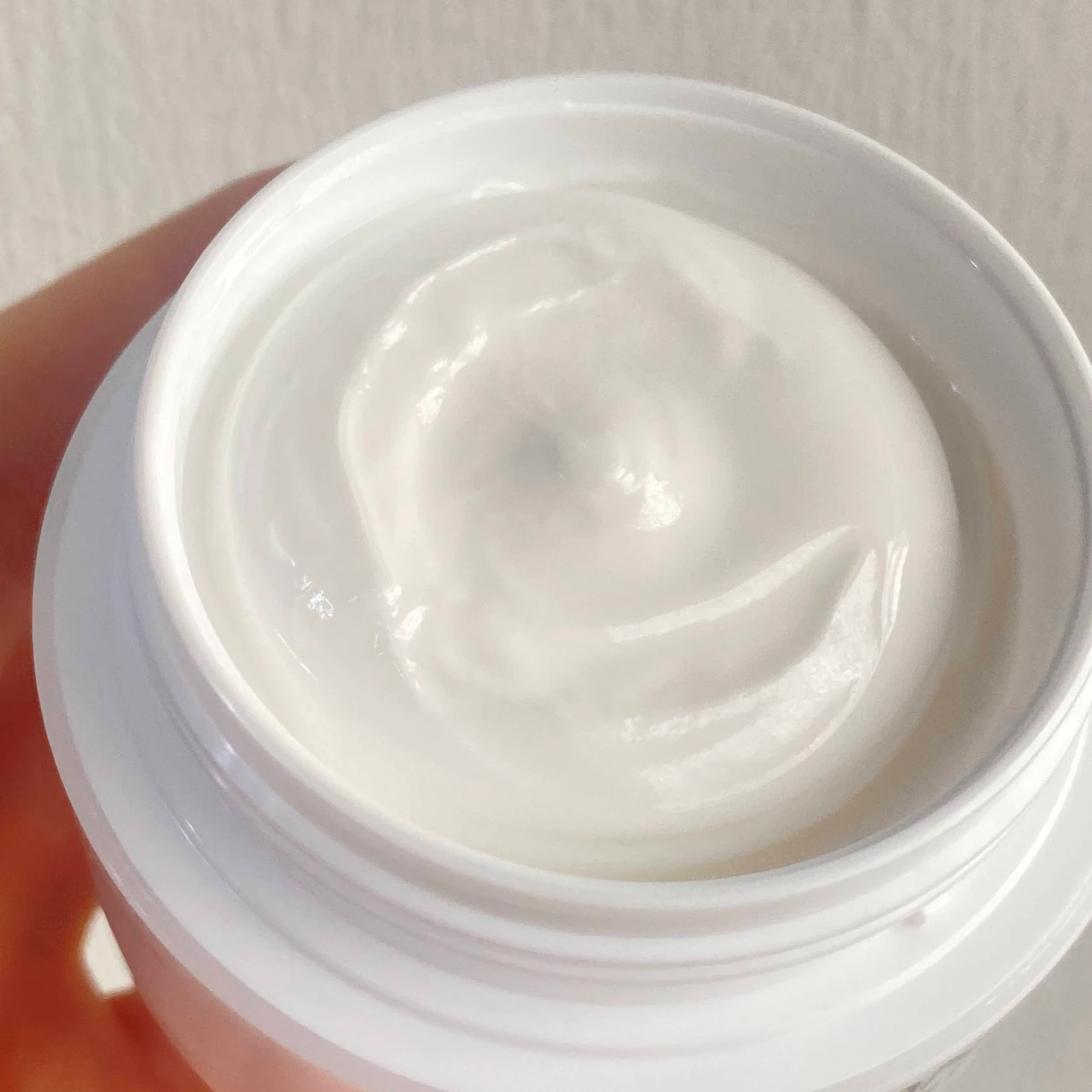 ミノン アミノモイスト モイストチャージ クリーム テクスチャー