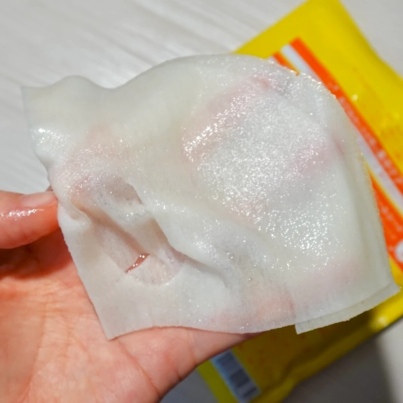 短時間で毛穴＆透明感ケア！パーフェクトワンフォーカス VCチャージ スムースマスク_2_1