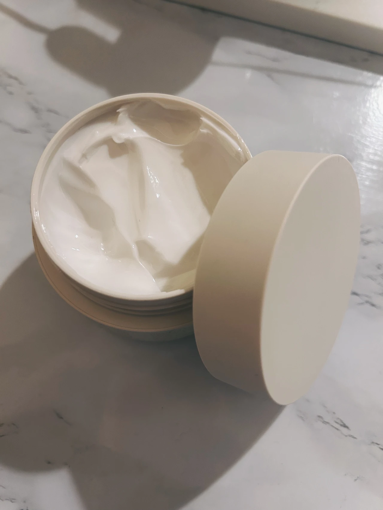 30代からの美容液スキンケアブランド『room S』なめらかクリームで”落としてしっとり”心まで満たされる【room S（ルームエス）101　スキンイノセンサ】_2