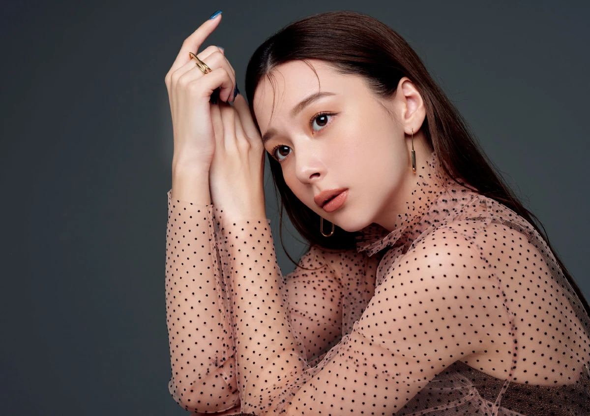 1周回って “黒” が来た！　ディーアップの新色NEW BLACKで叶える、秋の色っぽEYE_2