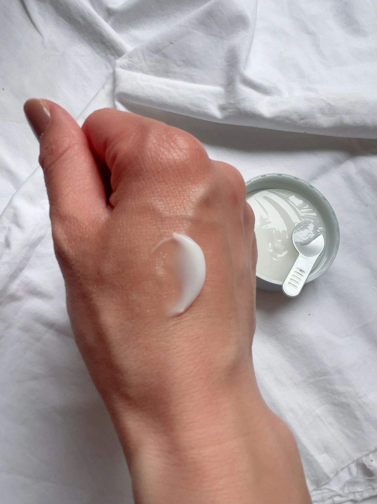 パーフェクトワン「薬用ホワイトニングジェル（医薬部外品）」