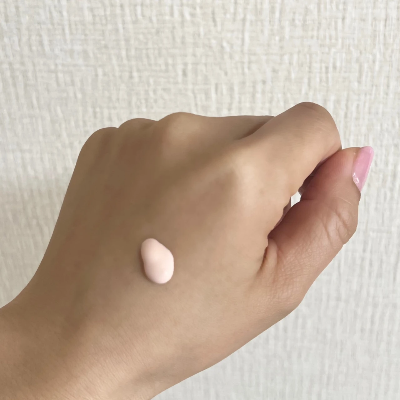 【イニクス】敏感肌でも使いやすく美肌効果も!新作日焼け止め【アドバンスバリア デイエッセンス】_2