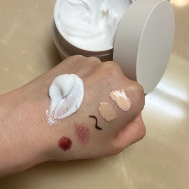 【新感覚！】生クリームのようなふわっふわのクリームで保湿をしながらクレンジングが出来るアイテム♡ルームエス 101スキンイノセンサのご紹介！_3