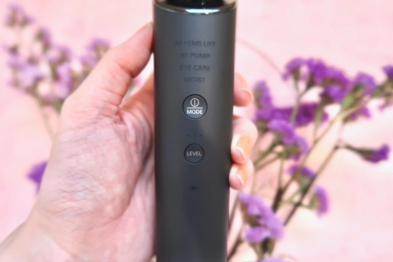 【パナソニック美顔器】1台で9役。さまざまなケアが1本で可能！_4