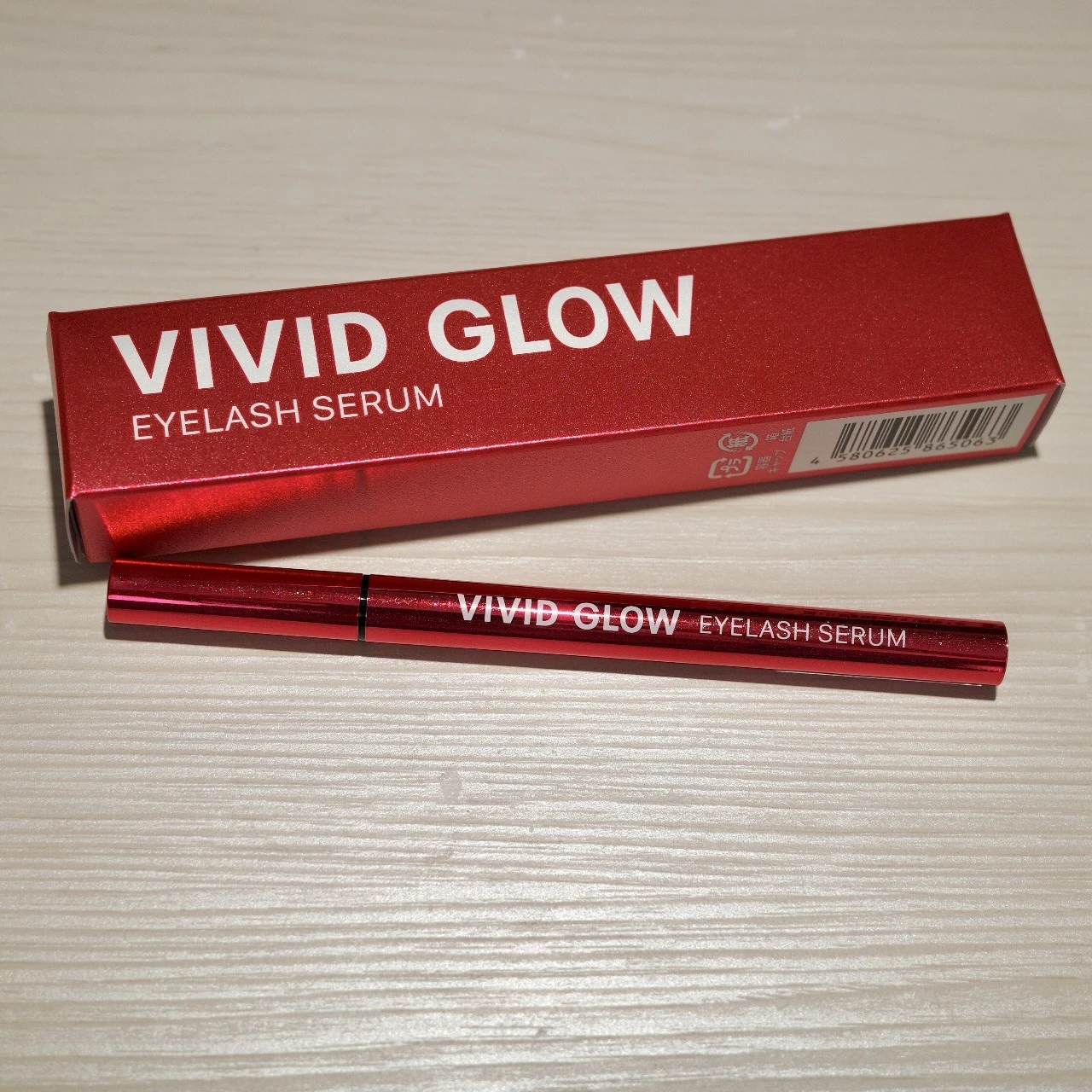 ヒト毛根幹細胞順化培養液配合！VIVID GLOW アイラッシュ セラム_1