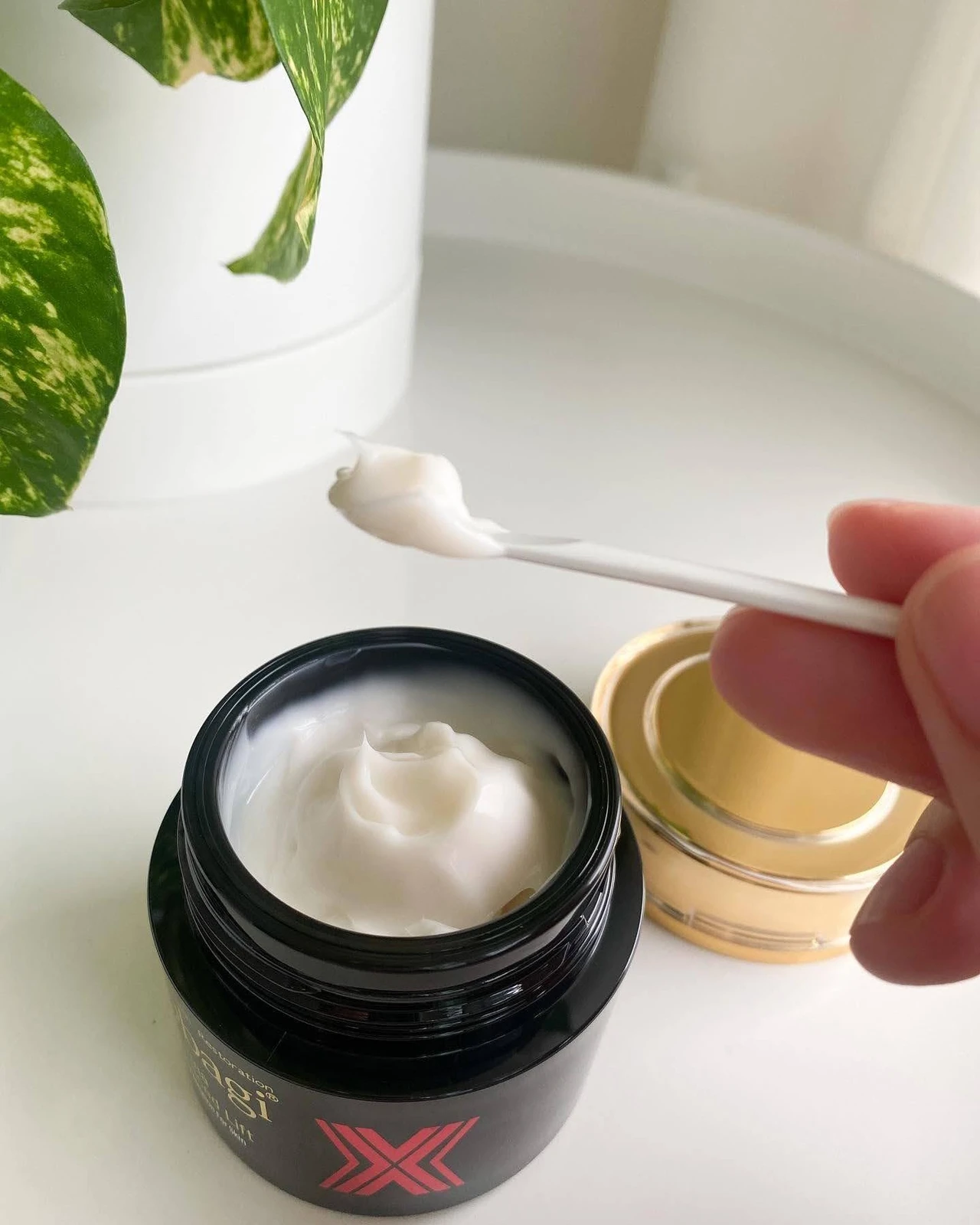 【オバジX ダーマアドバンスドリフト】ハリと弾力がほしい！SNSでも話題の［ゆるみ補正クリーム］_3