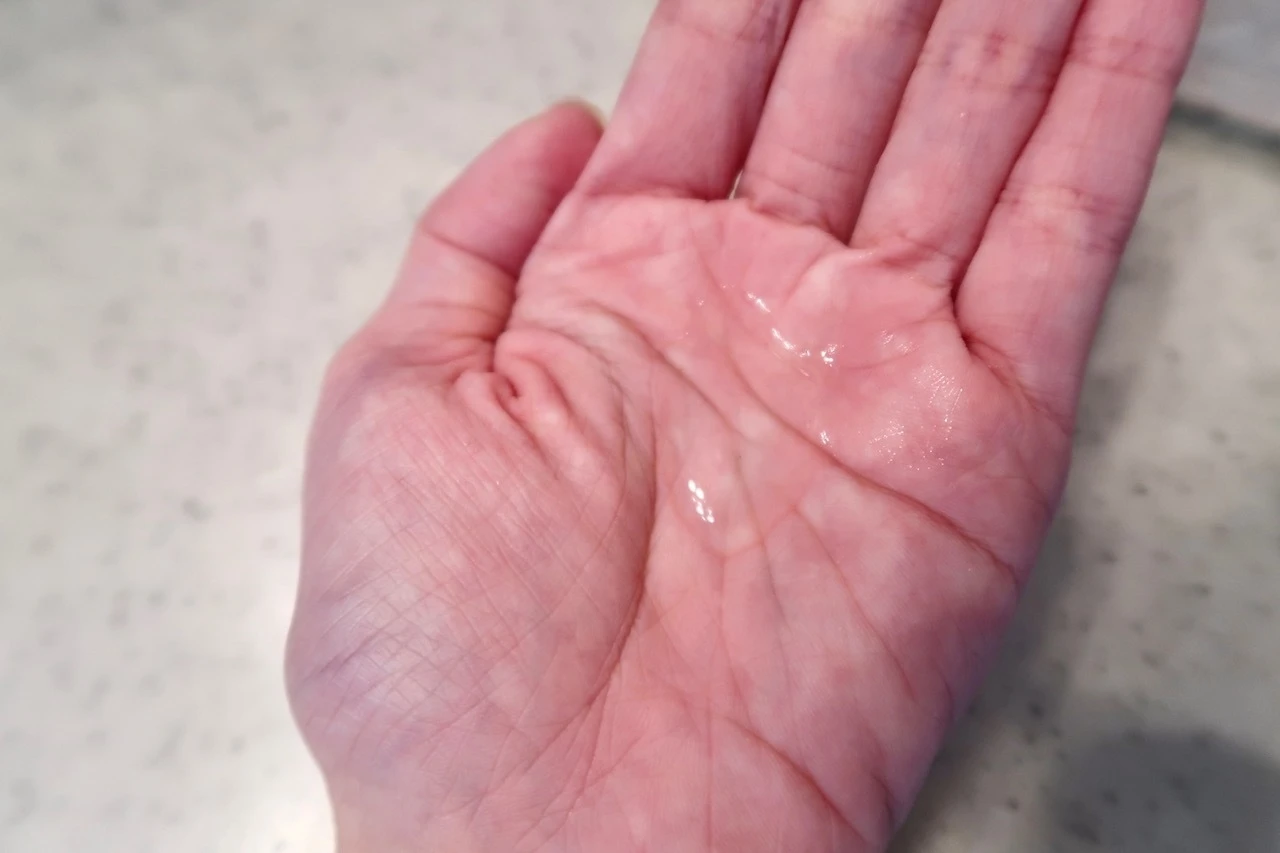 【落とすケアを重視し、さっぱりとしたクリアな肌に導く!長年培った技術を応用し誕生したブランド】シーボンパル_10
