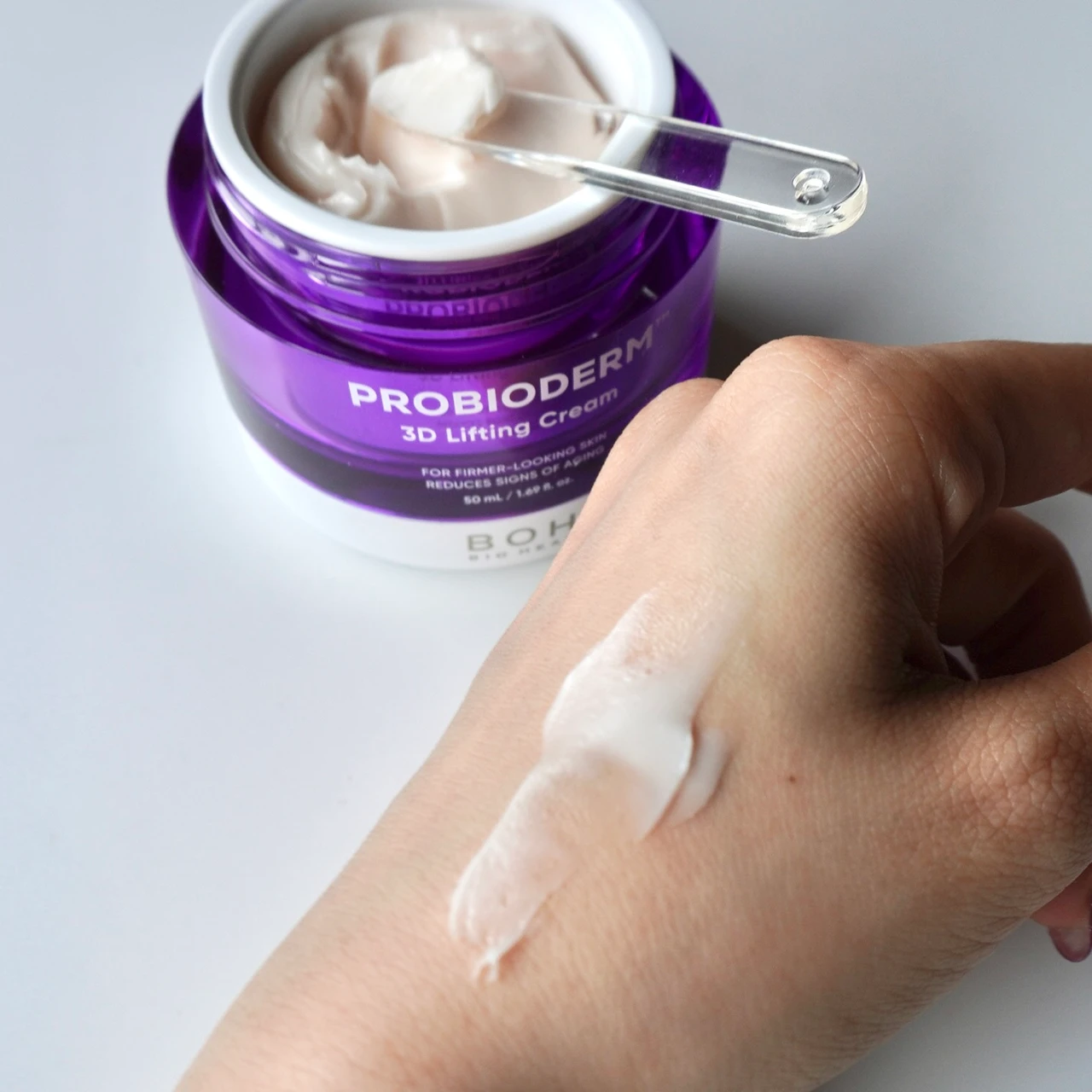 韓国オリーブヤングで大人気、BIOHEAL BOH(バイオヒールボ)の「プロバイオダーム™ 3D リフティングクリーム」レビュー