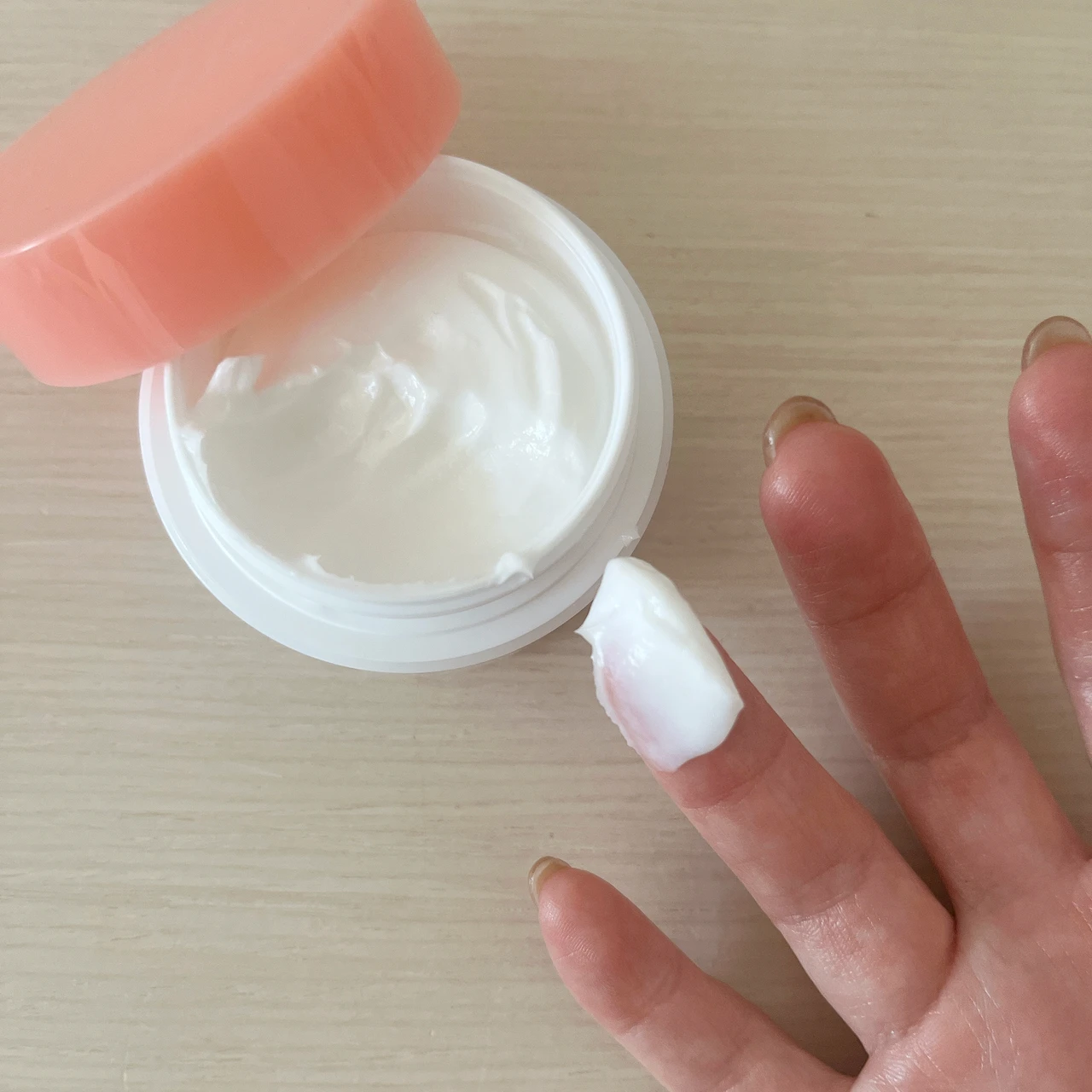 これからの季節の強い味方♡乾燥しがちな敏感肌に肌負担を考えたうるおいクリームを。「ミノン アミノモイスト モイストチャージクリーム」_3_1