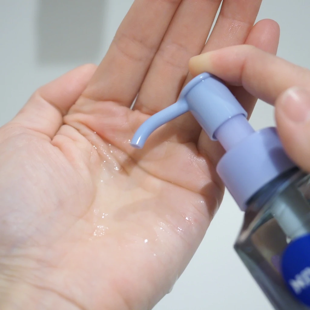 サラッとしたテクスチャーで軽やか