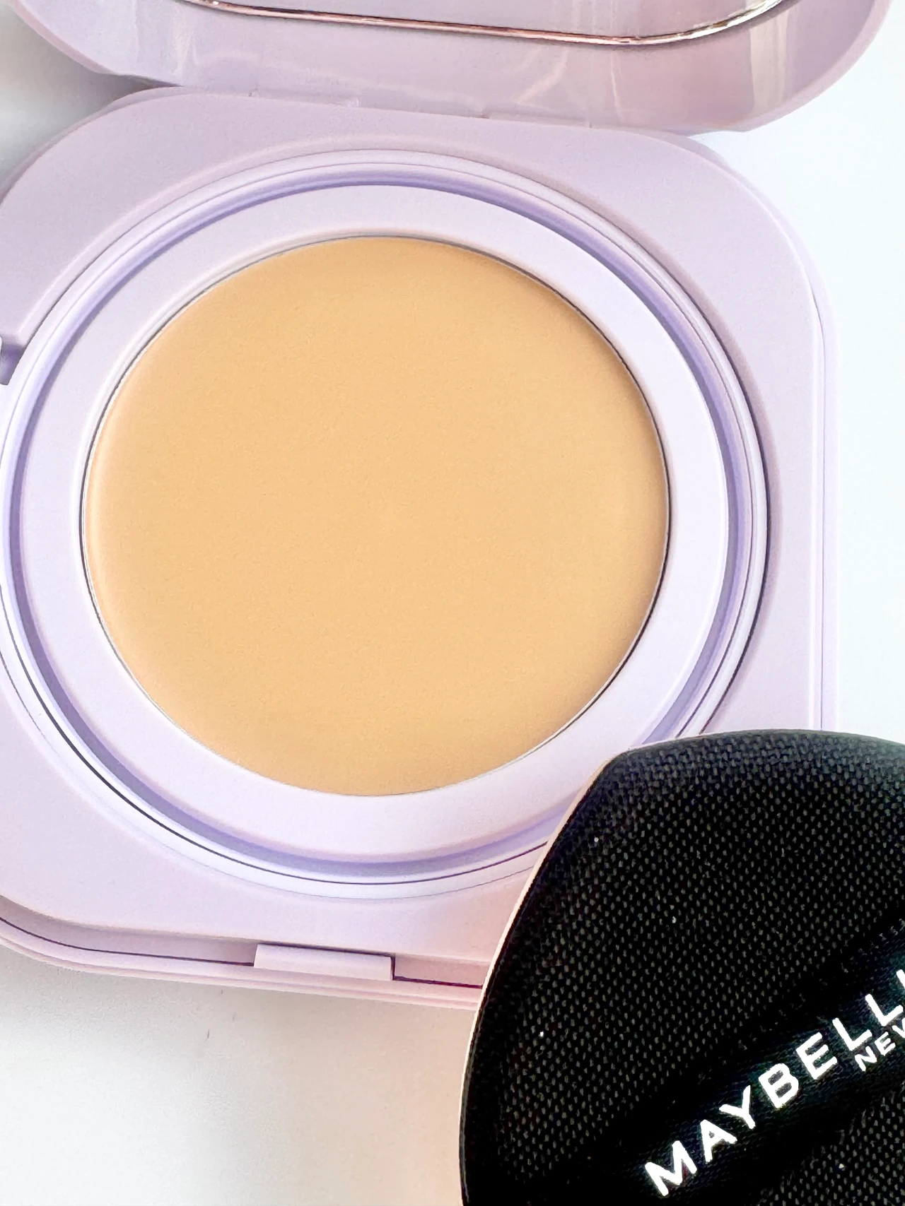 メイベリン　クリームファンデ　生チョコ