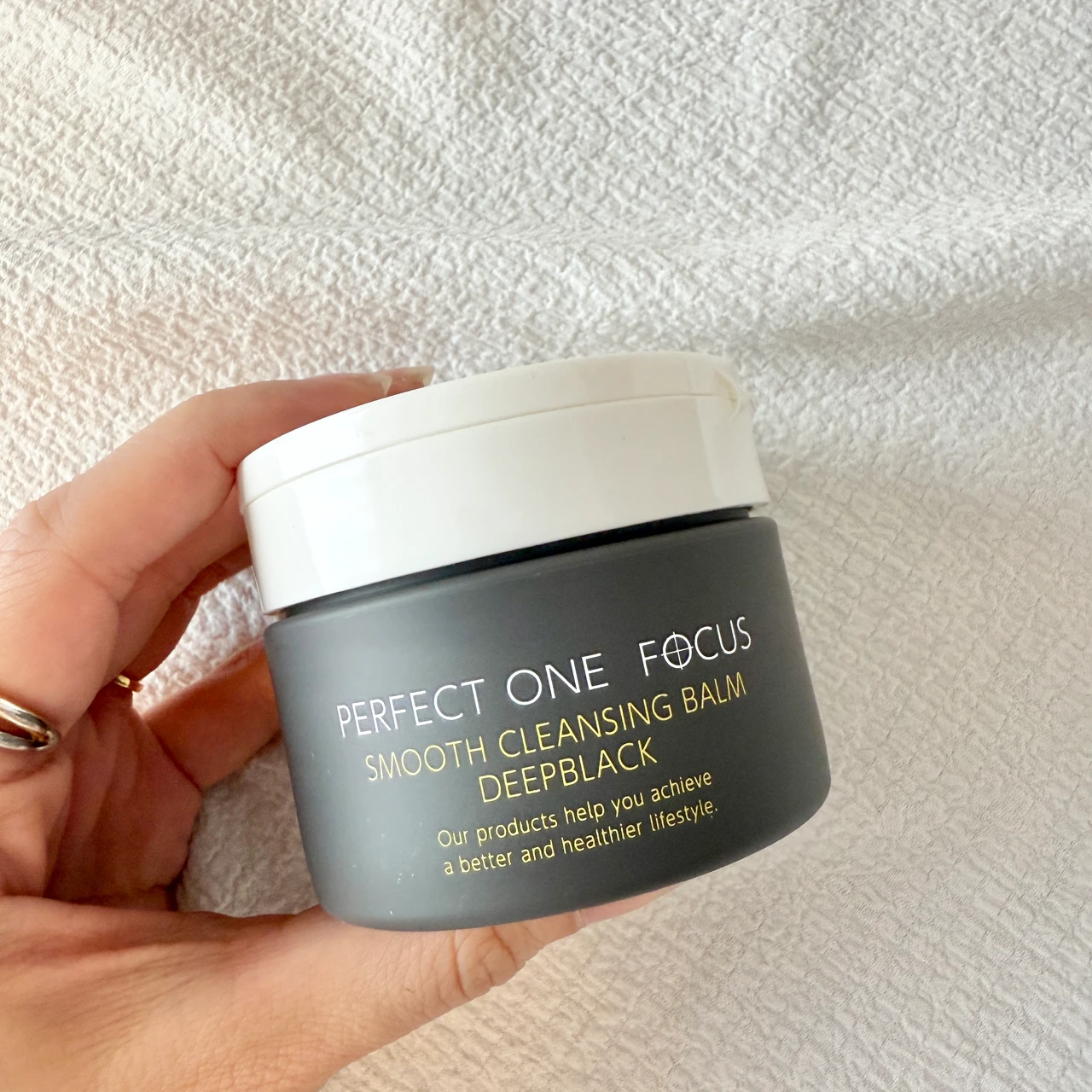 目指せ大野真理子さんの杏仁豆腐肌！『パーフェクトワンフォーカス』で徹底毛穴ケア_3_1