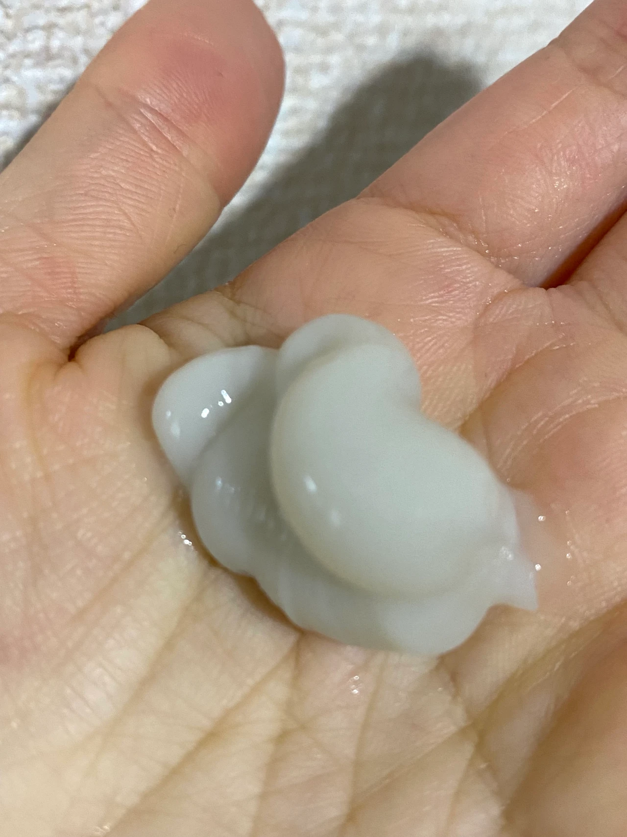 《シャンプー・トリートメント》見た目も個性的！泥のチカラで芯まで補修してくれるシャントリのご紹介！_4