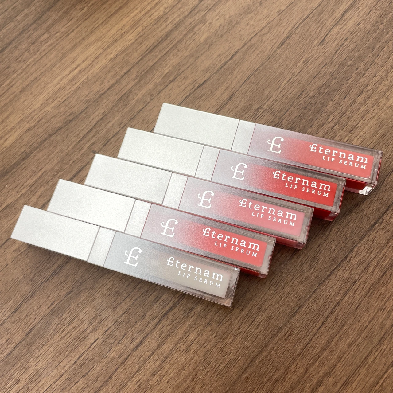 エテルナムリップセラム